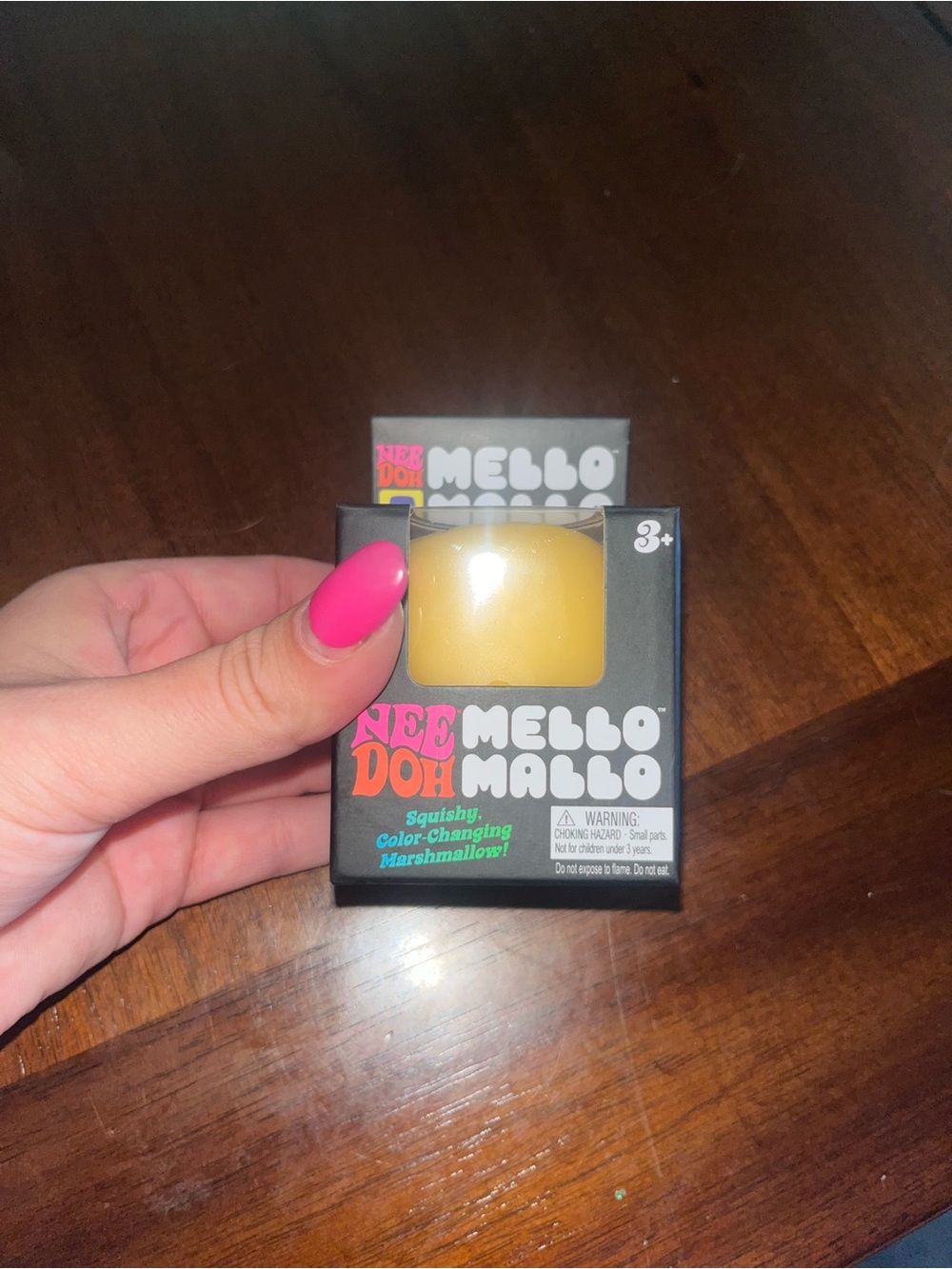 Mello Mallo Color-Changing Squishy Marshmallow - Yellow Needoh